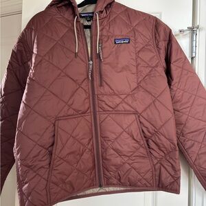 NWT Patagonia Womens Mauve Diamond Quilted Bomber Jacket Med Hoody
20695